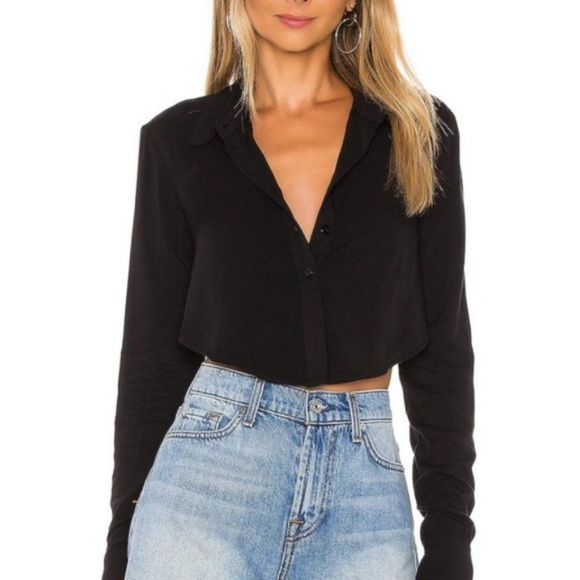 Superdown Backless Button Up Cropped Blouse - Picture 3 of 9